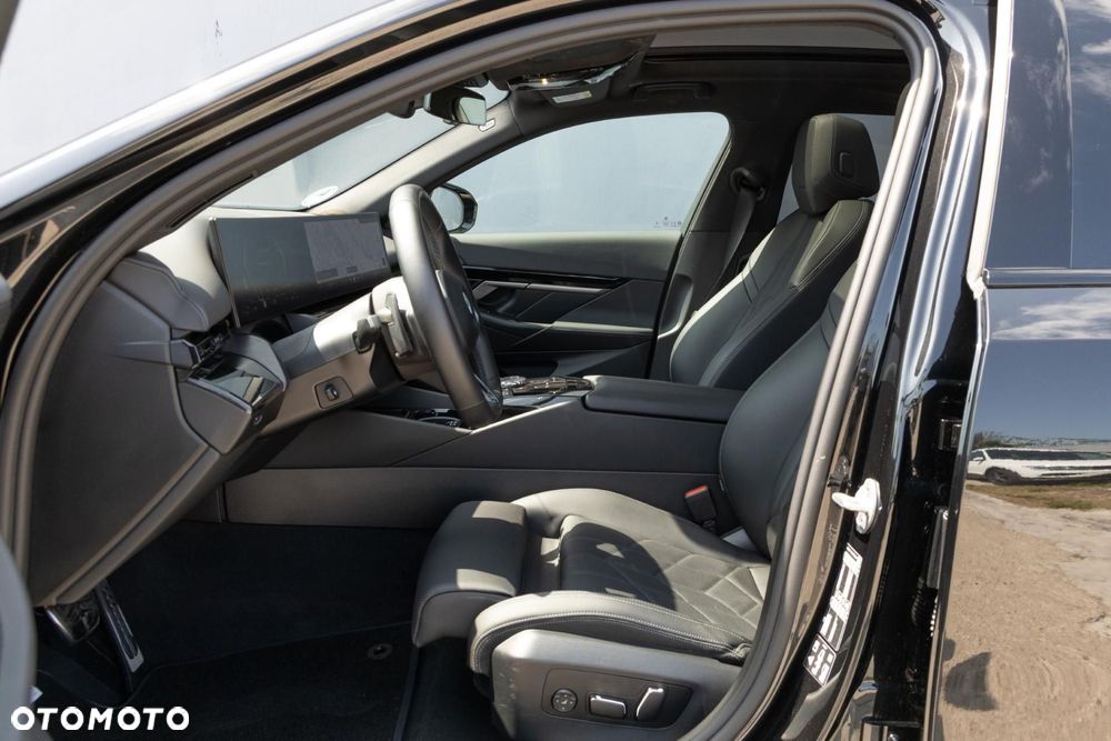 BMW Seria 5 - 13