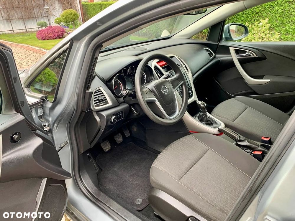 Opel Astra 1.4 ecoFLEX - 7