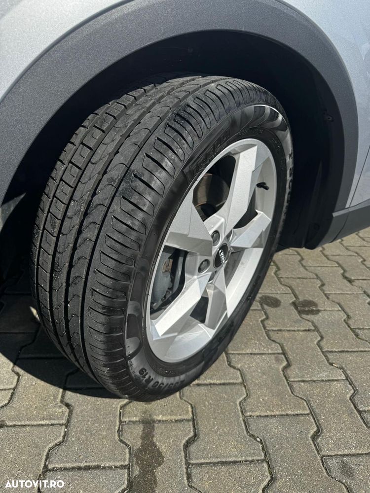 Audi Q3 2.0 40 TDI quattro S tronic Basic - 11