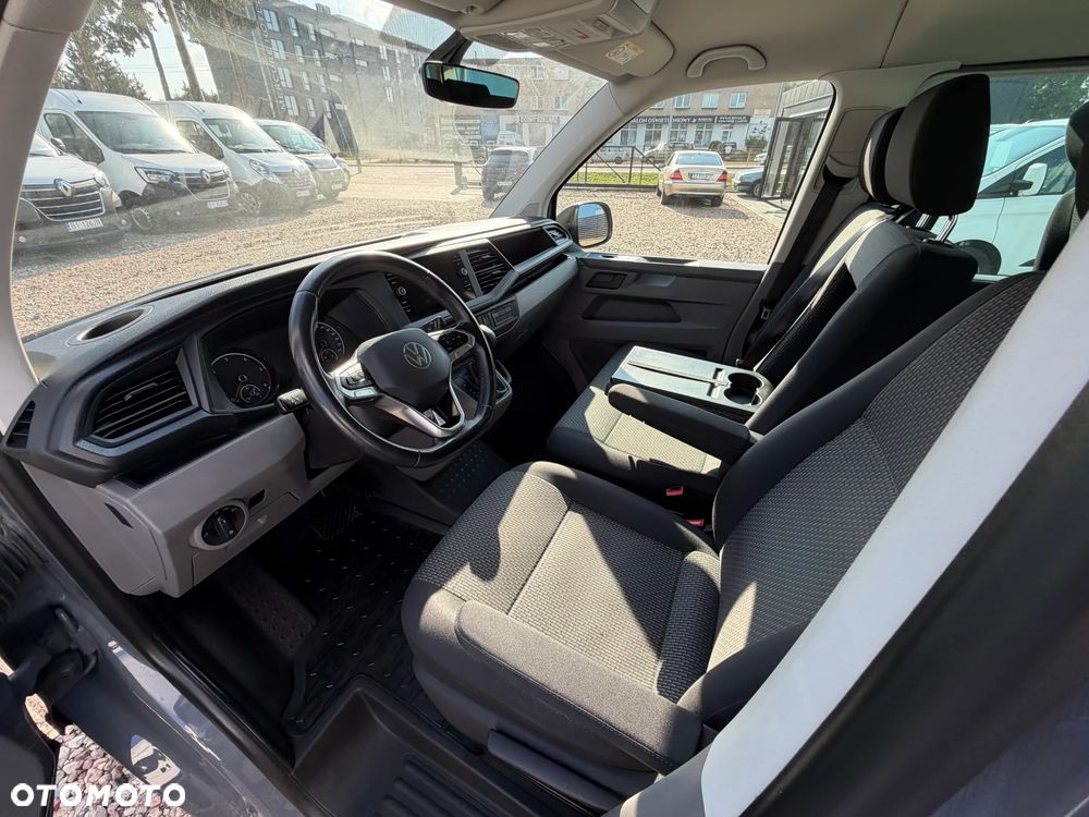 Volkswagen Caravelle - 37