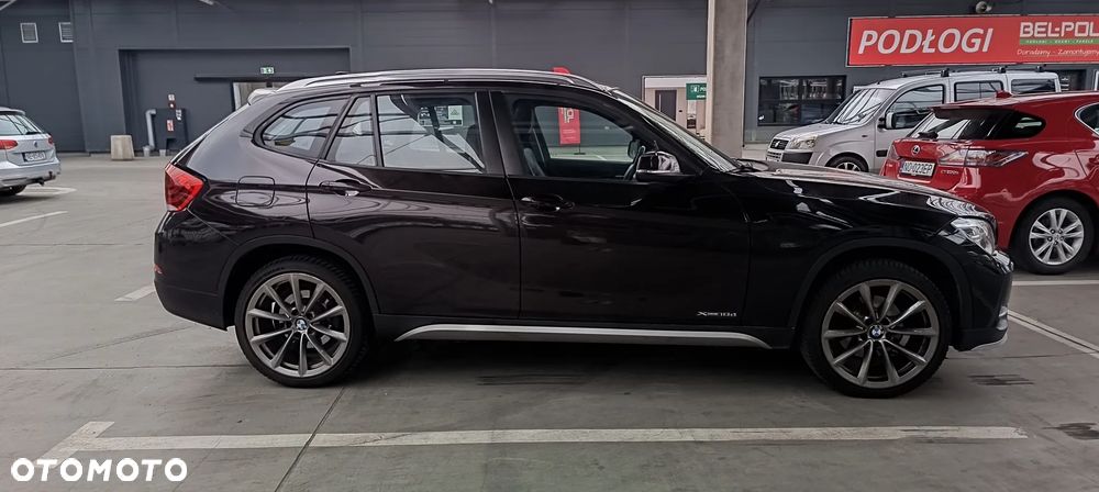 BMW X1 xDrive18d Sport Line - 3