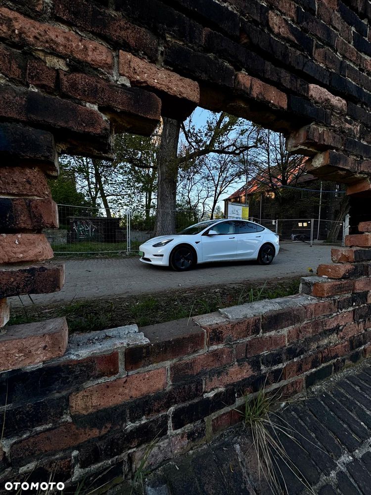 Tesla Model 3 Standard Reichweite Plus Hinterradantrieb - 6