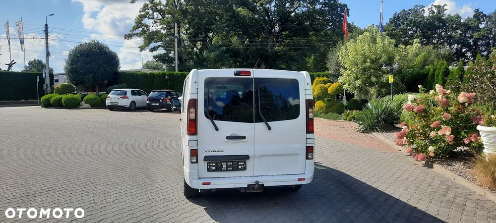 Opel Vivaro - 9