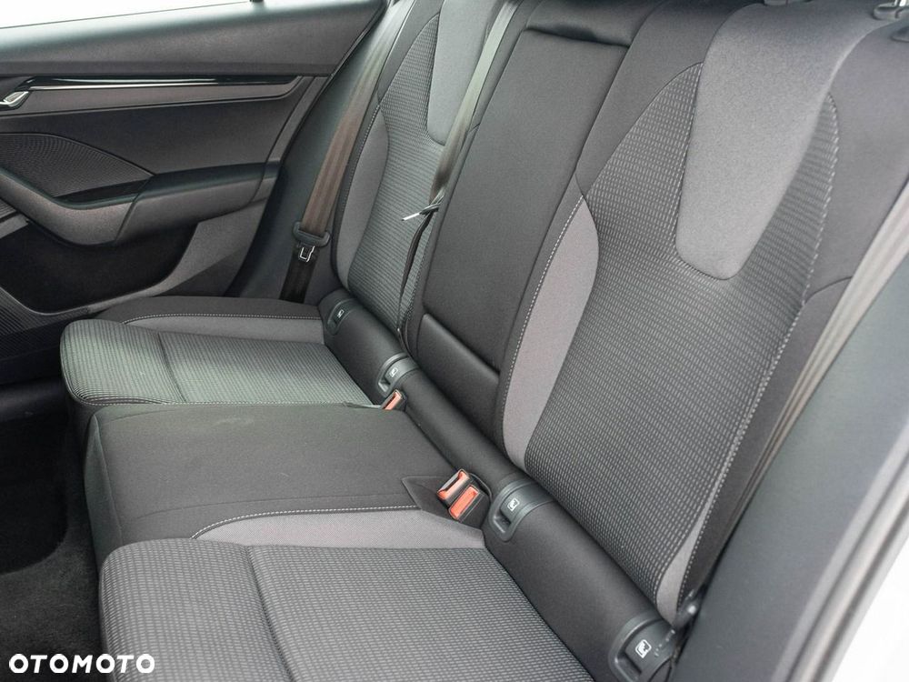 Skoda Octavia 1.5 TSI ACT Ambition - 24
