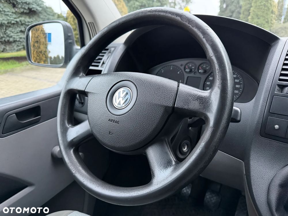 Volkswagen Transporter L2H2 - 18