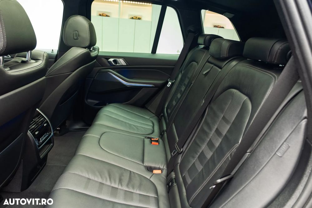 BMW X5 xDrive30d - 27