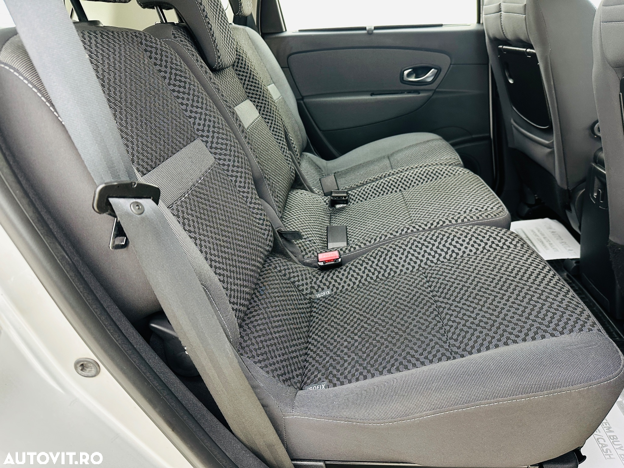 Renault Scenic - 18