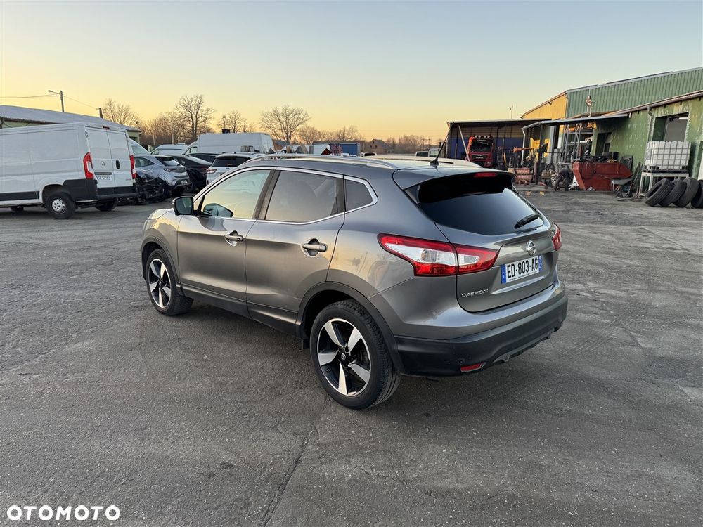 Nissan Qashqai - 12