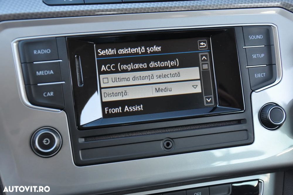 Volkswagen Passat 2.0 TDI (BlueMotion Technology) Trendline - 15
