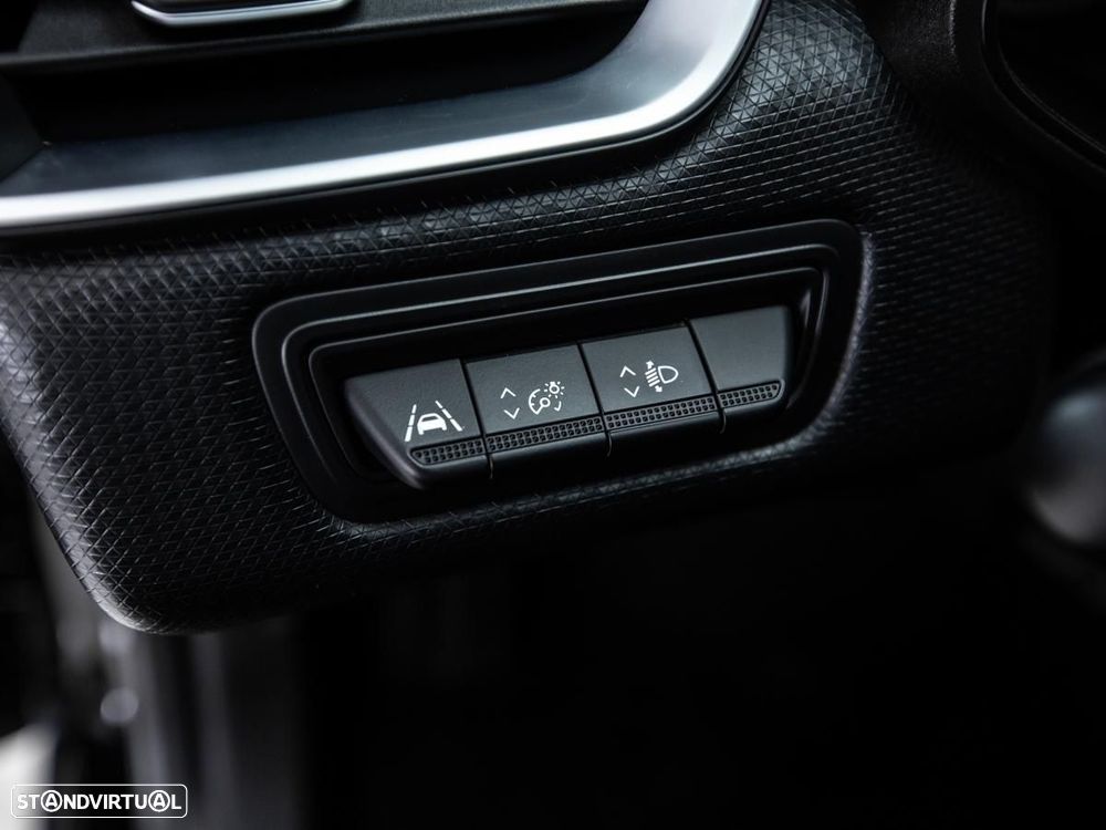 Renault Clio 1.5 Blue dCi Equilibre — fotografia 12