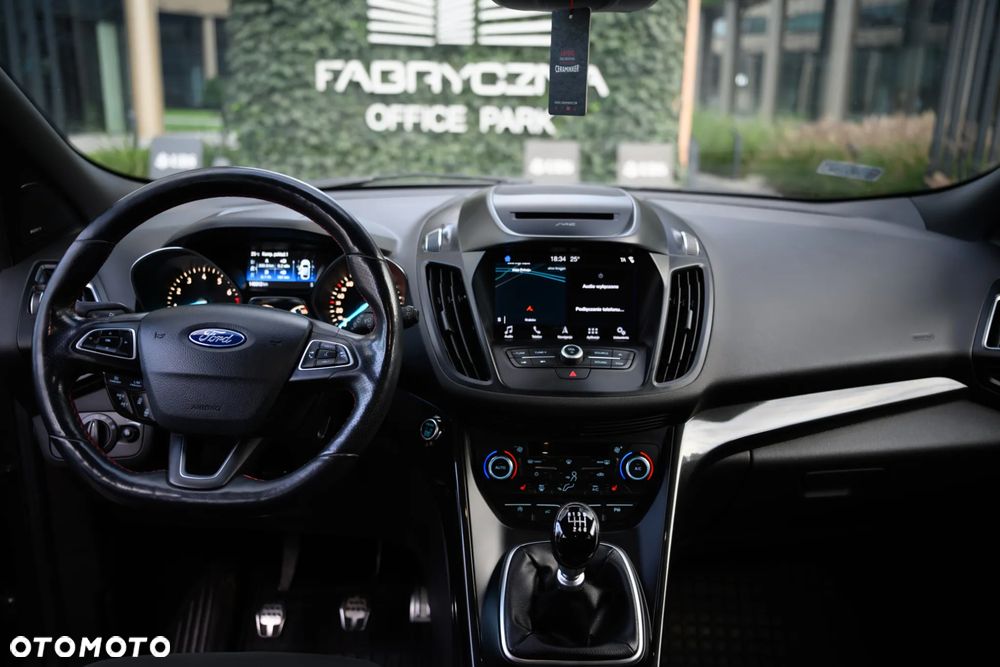 Ford Kuga - 14