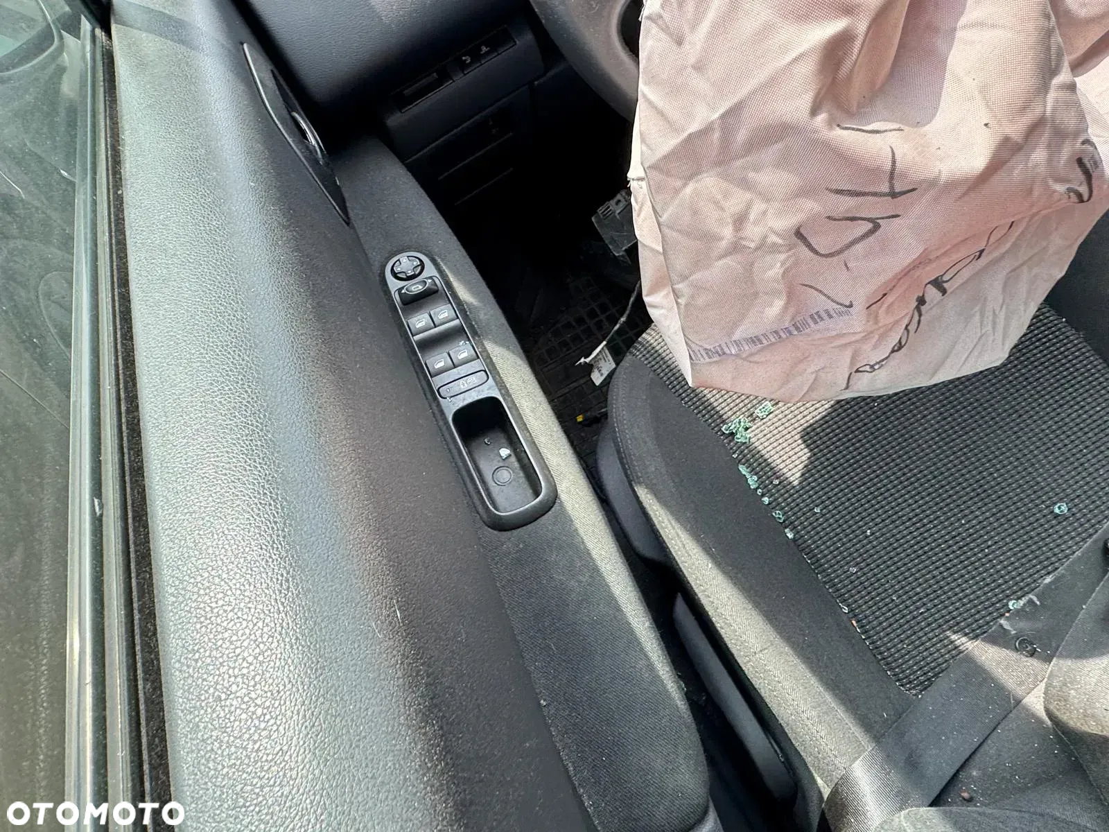 Peugeot 5008 I poj. 1.6 Diesel 112 KM - kod lakieru EWPB , kod silnika 9HR -cały na CZĘŚCI - 6