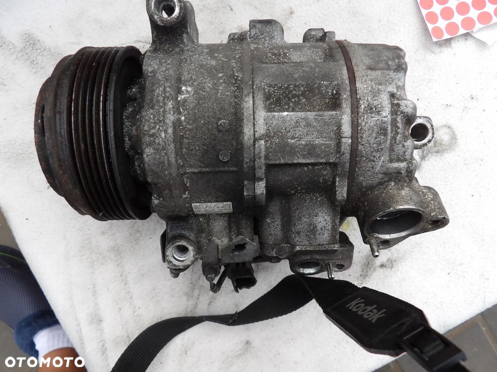 BMW - E60,E80,E90 - N47 - 2.0 - KOMPRESOR , SPRĘŻARKA KLIMATYZACJI - 6987862 - 1