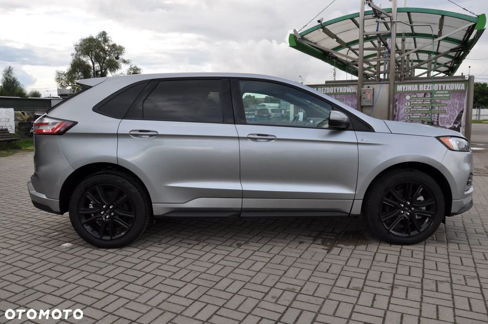 Ford Edge - 10