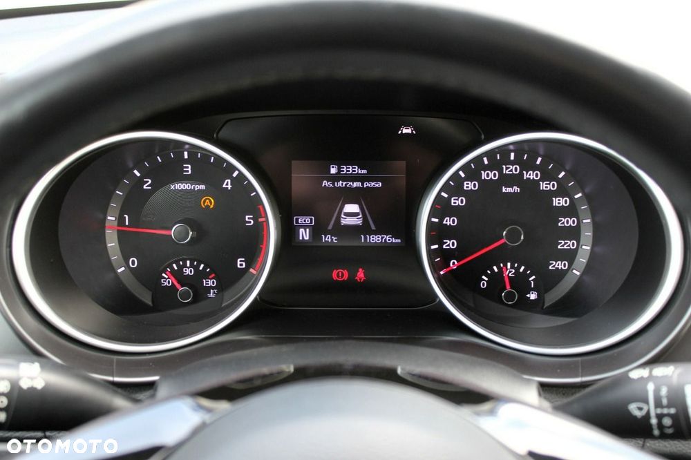 Kia Ceed 1.6 CRDi mHEV M - 13