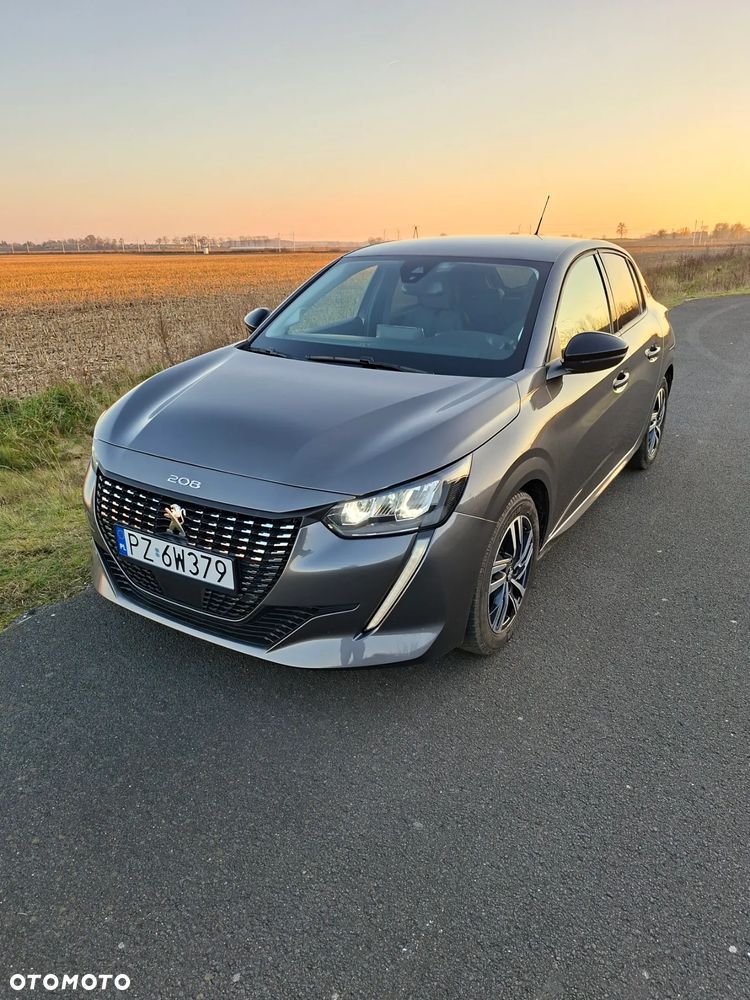 Peugeot 208 Benzin 100 Allure - 19