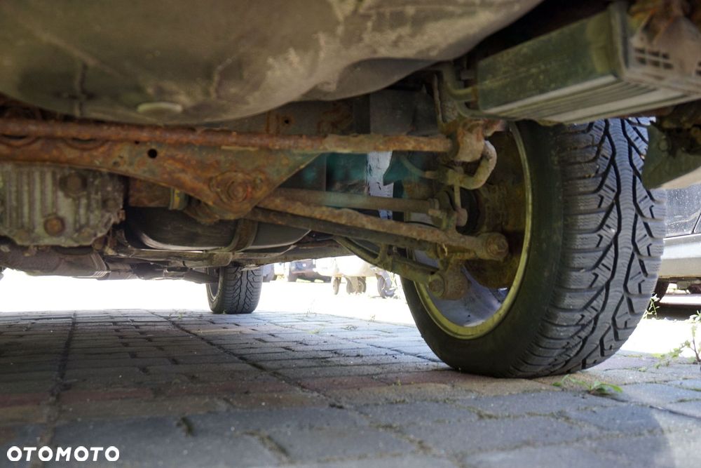 PÓŁOŚ TYLNA PRAWA FORESTER II SG LIFT 2.0 16V 28421FE251 SUBARU 2006-2008 - 1