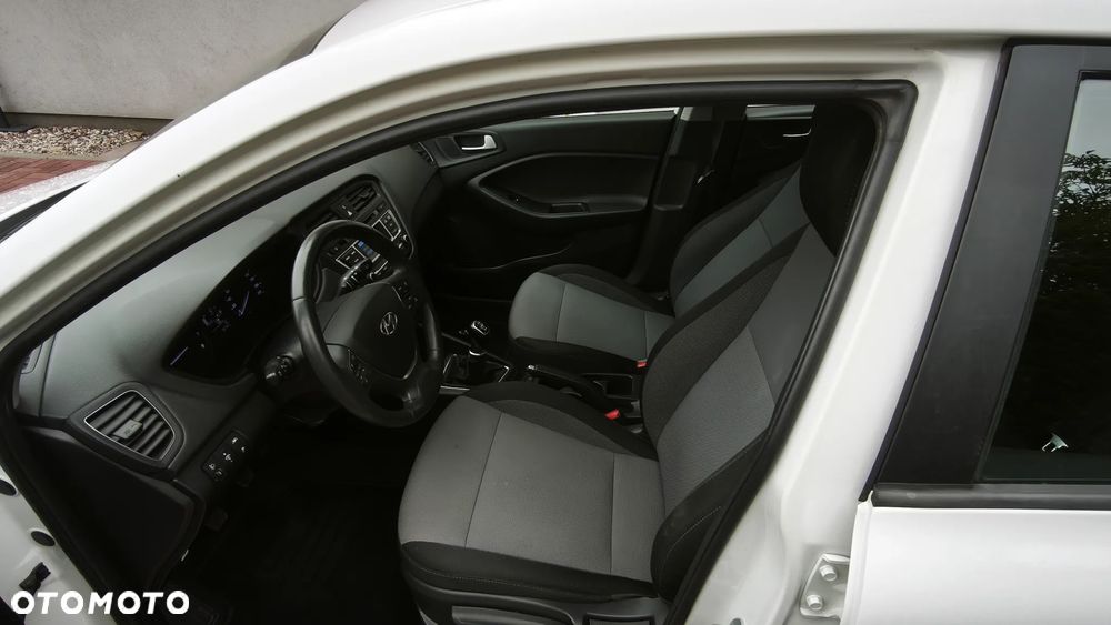 Hyundai i20 blue 1.0 T-GDI Passion - 12