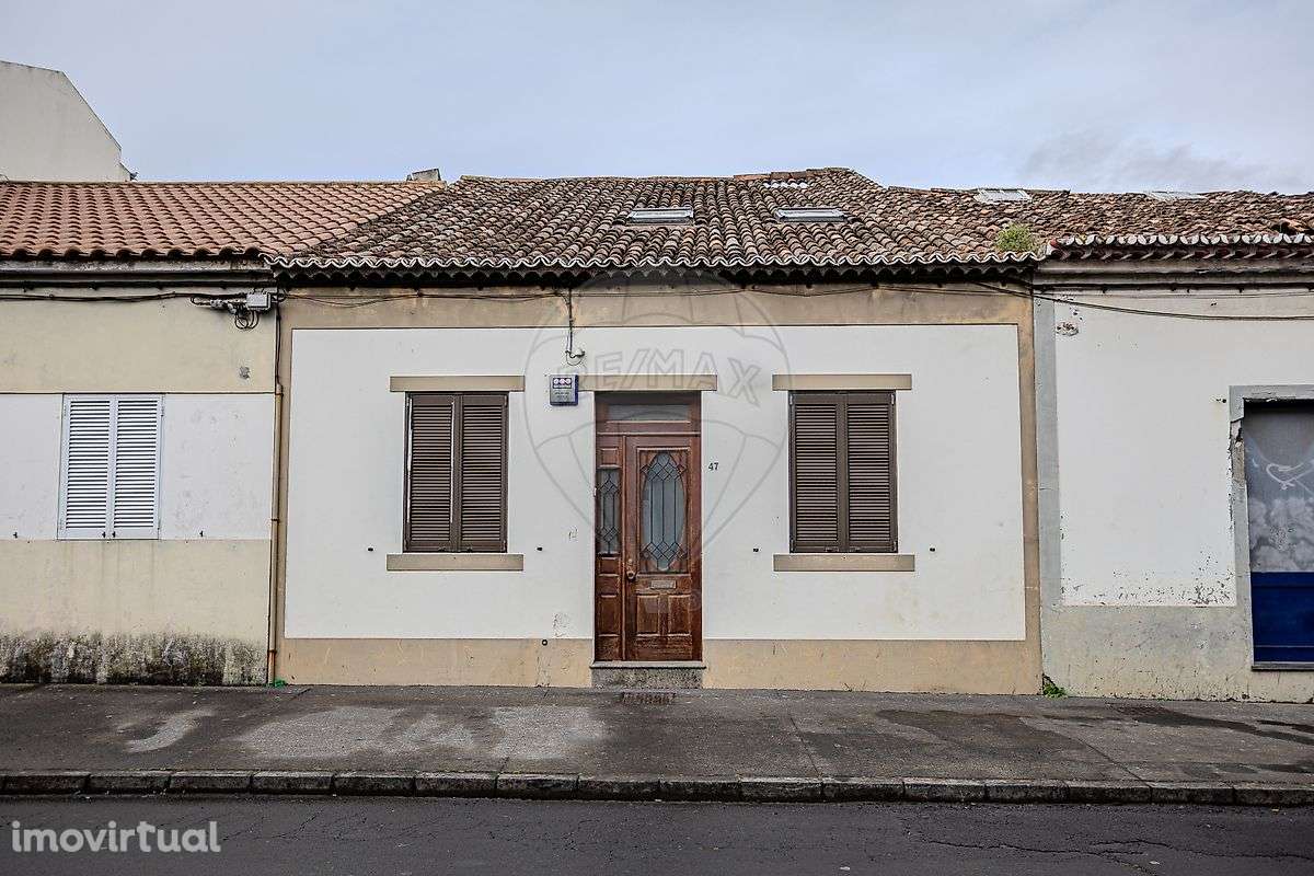 Moradia T5 para venda - Grande imagem: 2/33