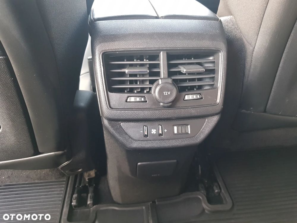 Peugeot 5008 2.0 BlueHDI GT S&S EAT8 - 27