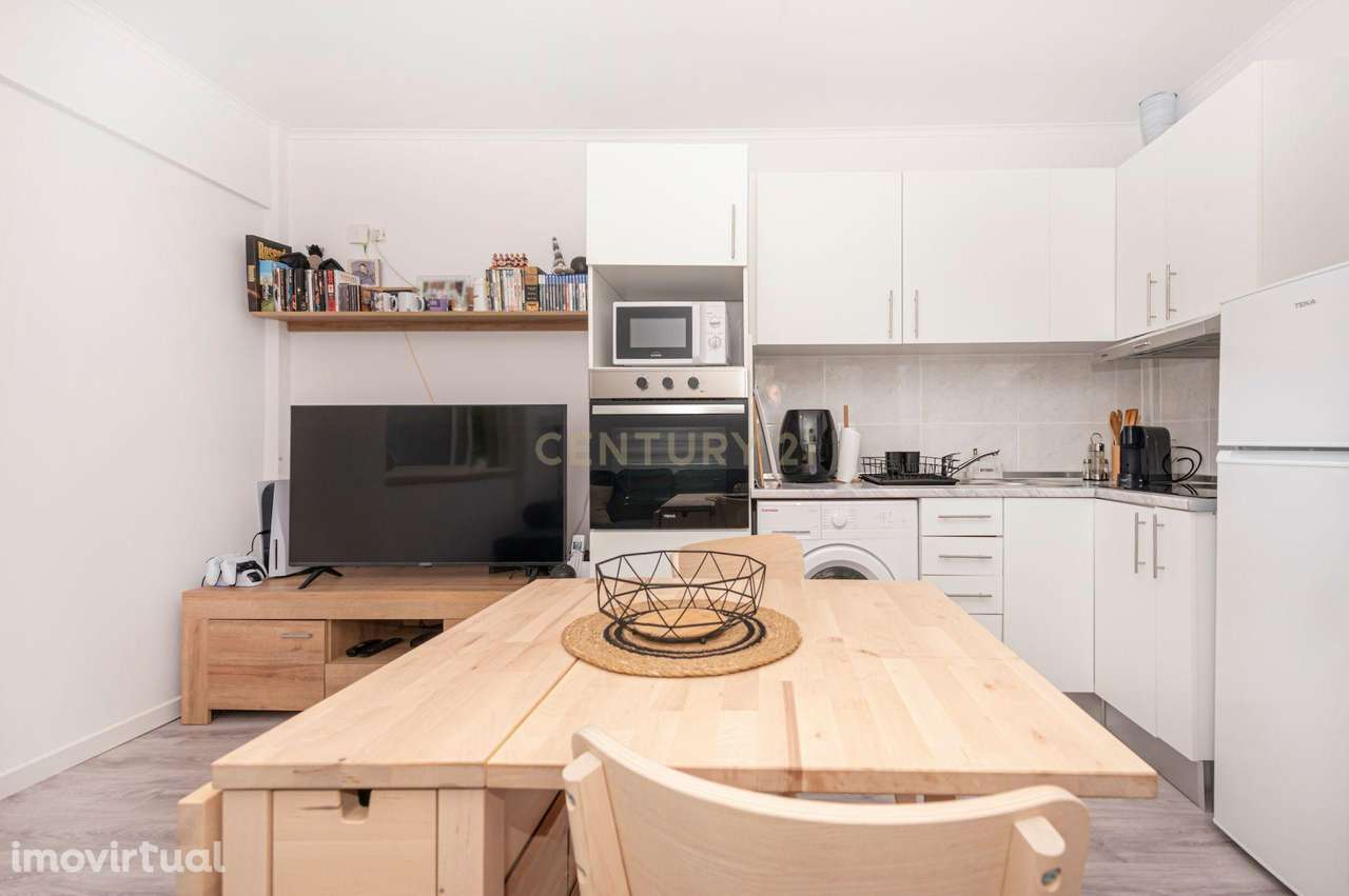 Apartamento T1 na Amadora - Grande imagem: 2/13
