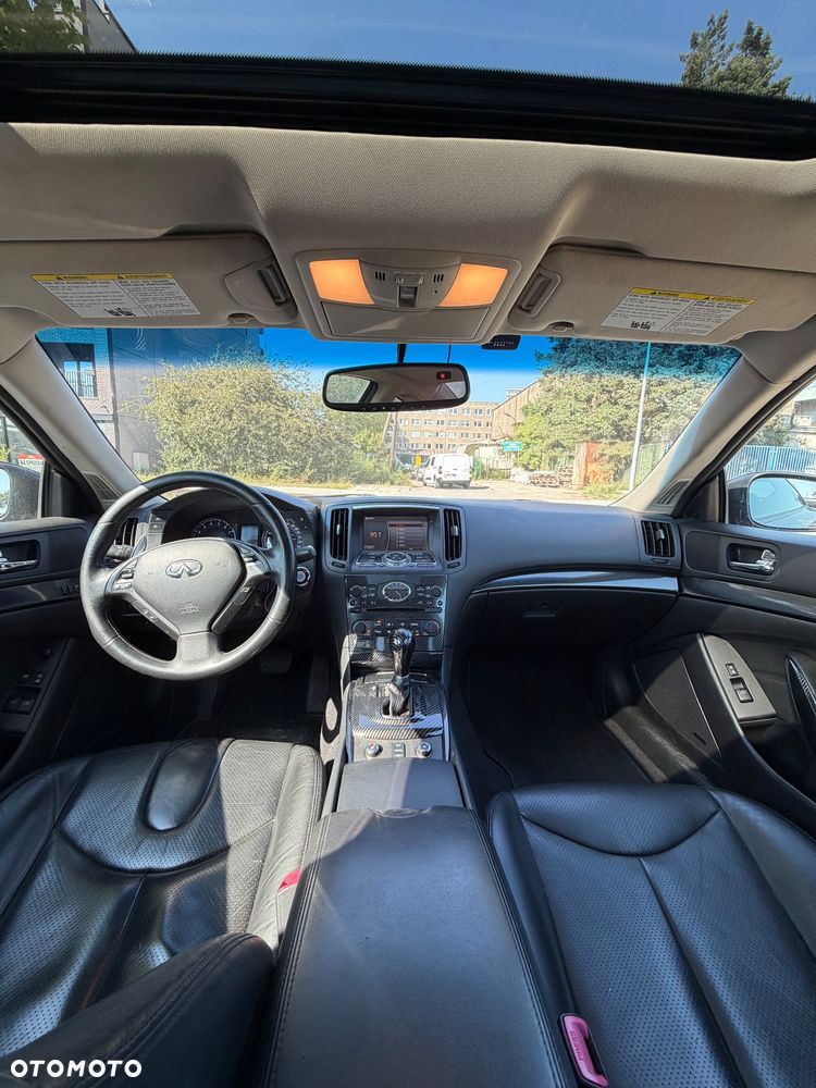 Infiniti G G37 - 9