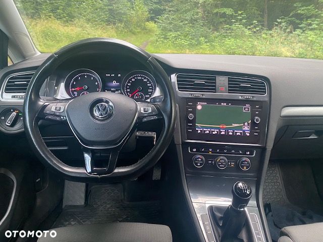 Volkswagen Golf 1.5 TSI BMT Trendline - 12