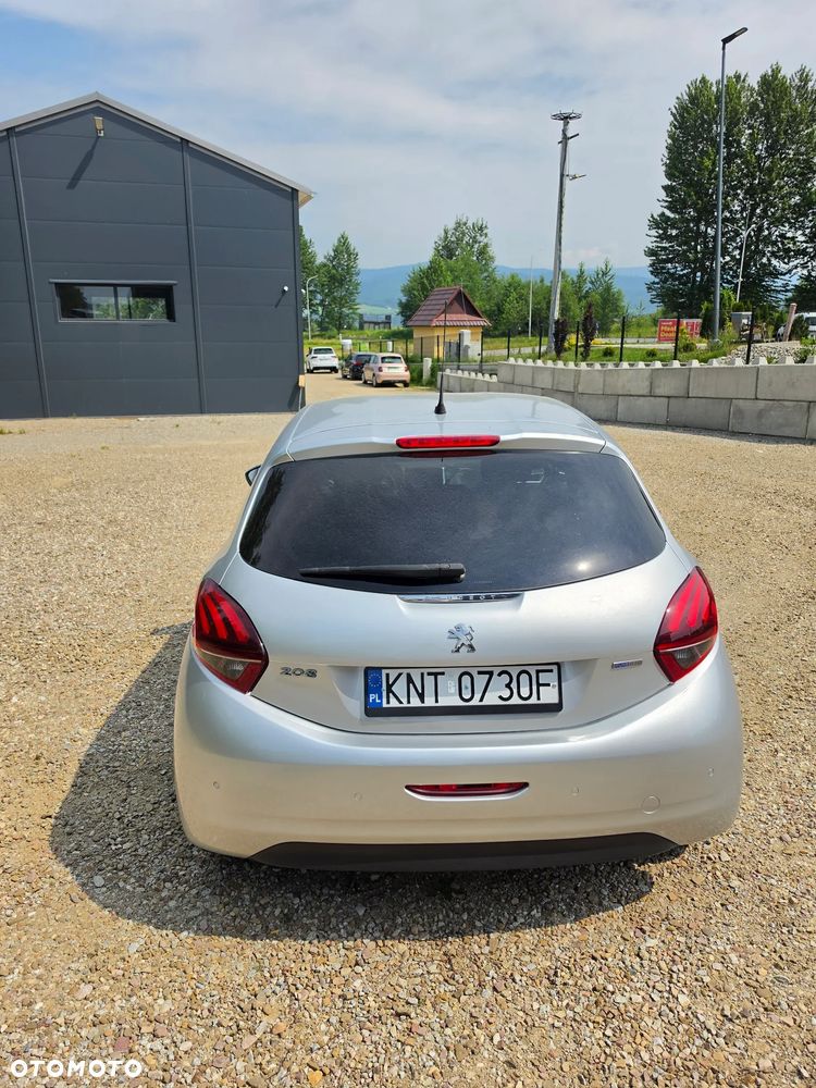 Peugeot 208 82 PureTech Style - 4
