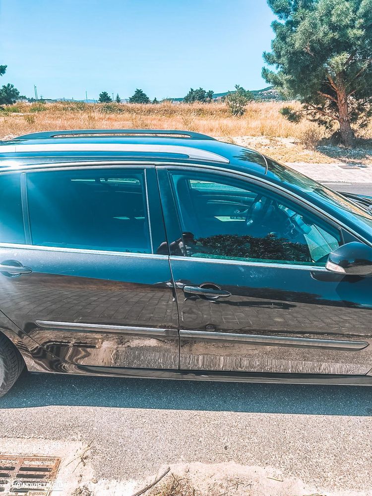 Renault Laguna Break 2.0 dCi Initiale - 5