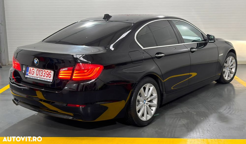 BMW Seria 5 520d Aut. - 13