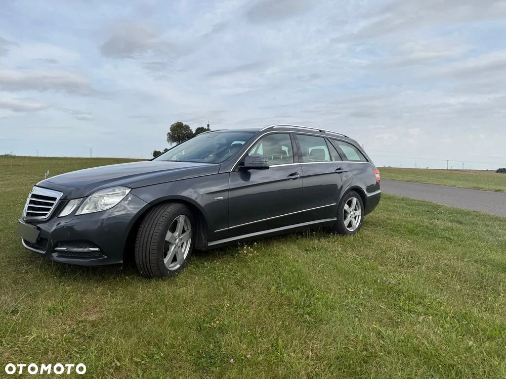 Mercedes-Benz Klasa E 350 CDI BlueEff Avantgarde - 3