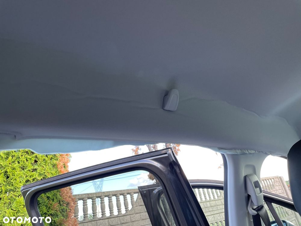 Peugeot 2008 - 13
