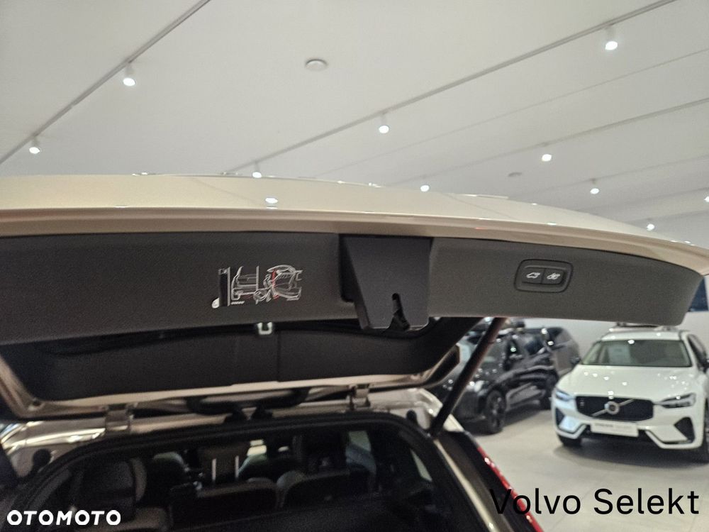 Volvo XC 90 - 39