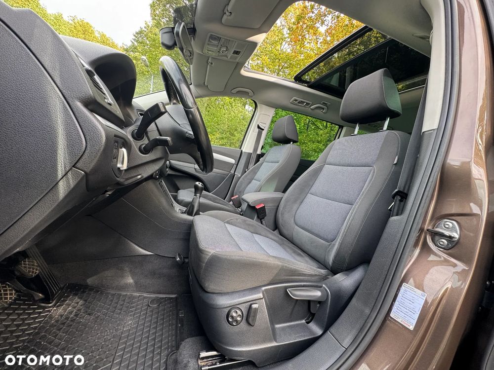 Volkswagen Sharan - 28