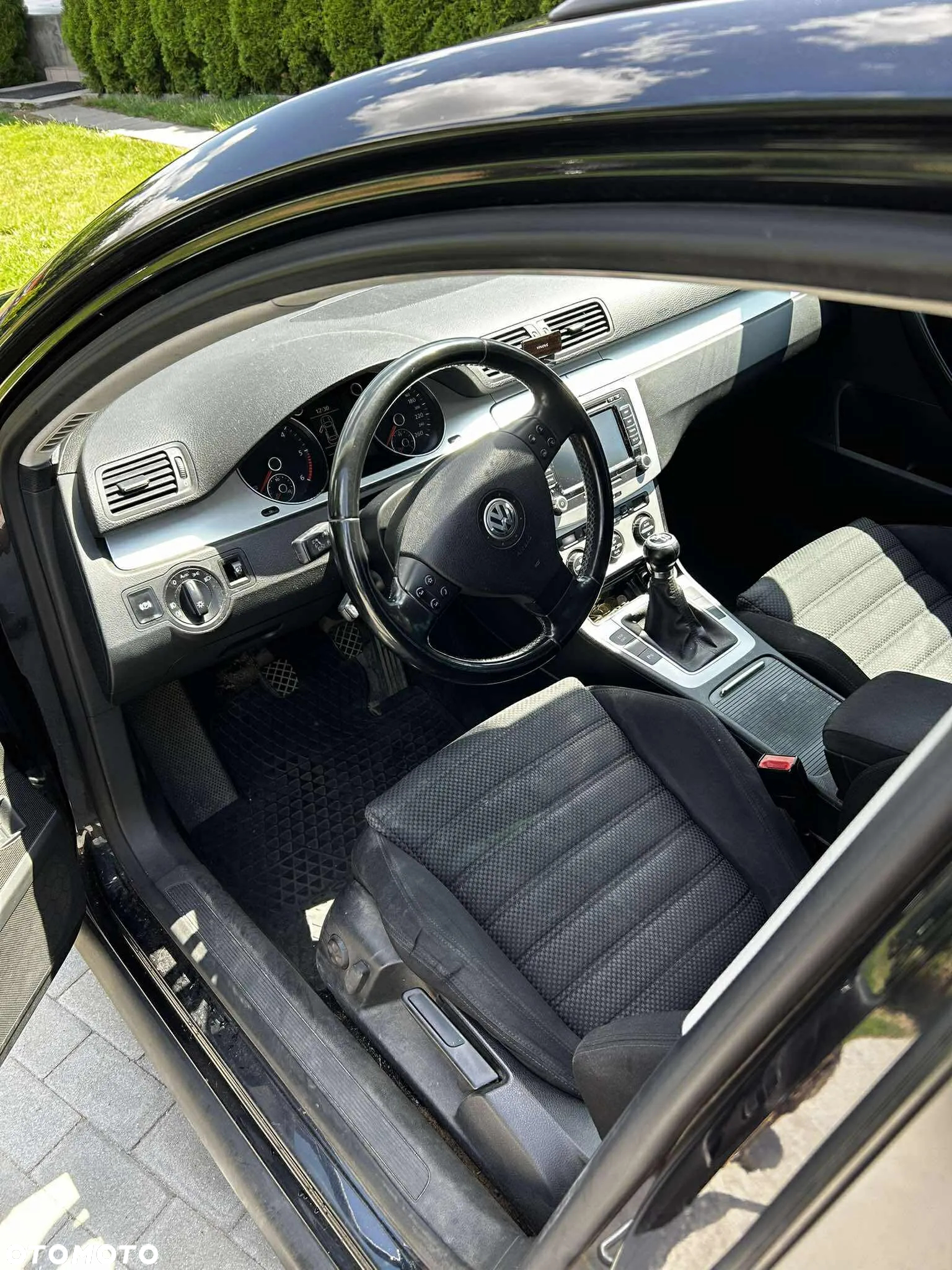 Volkswagen Passat 2.0 TDI Comfortline - 10