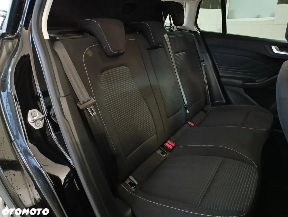 Ford Focus SW 1.0 EcoBoost Titanium - 21