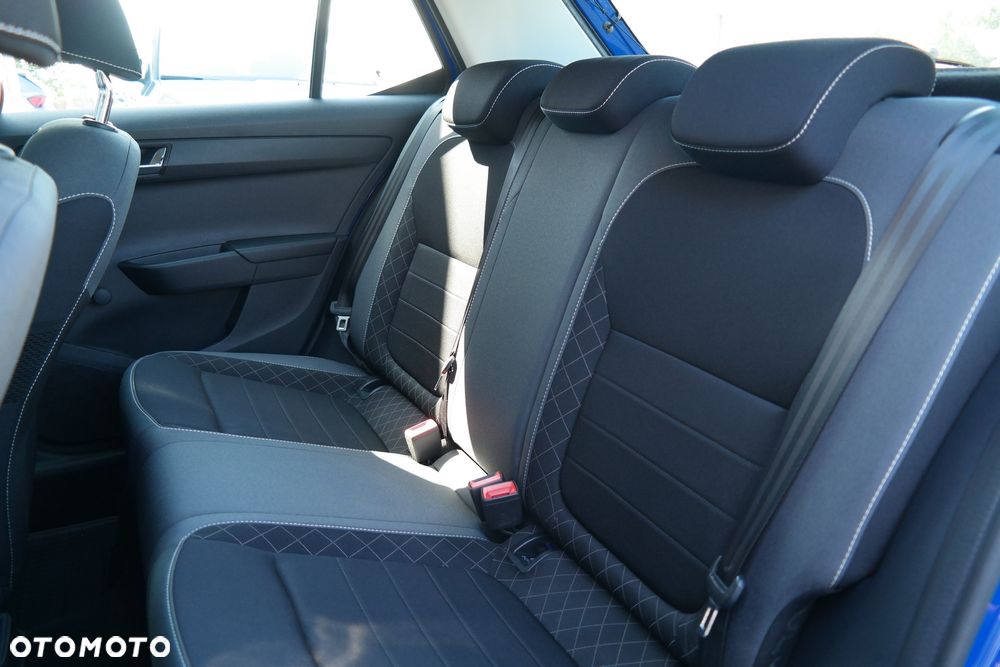 Skoda Fabia 1.0 TSI Ambition - 11
