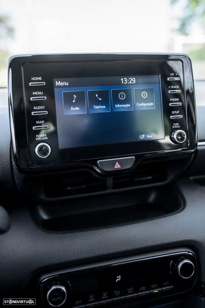 Toyota Yaris 1.5 HDF Comfort - 31