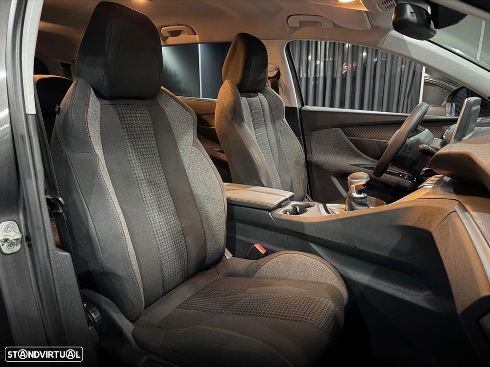 Peugeot 5008 1.5 BlueHDi Allure - 27