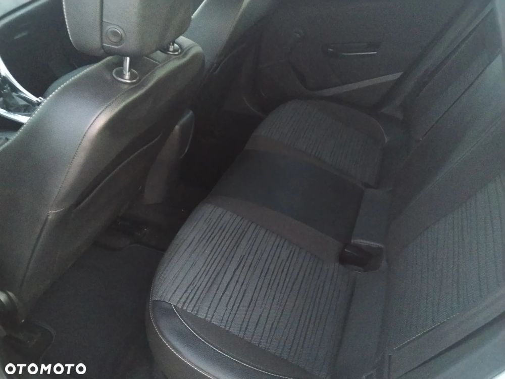 Opel Astra 1.4 T Cosmo - 22