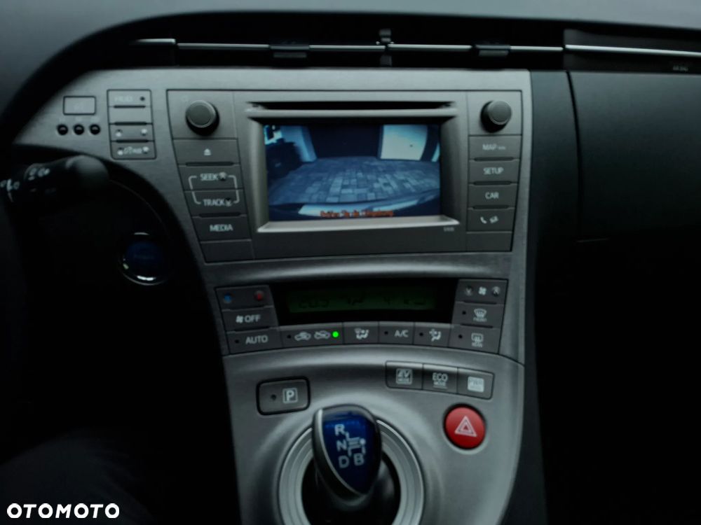 Toyota Prius - 17