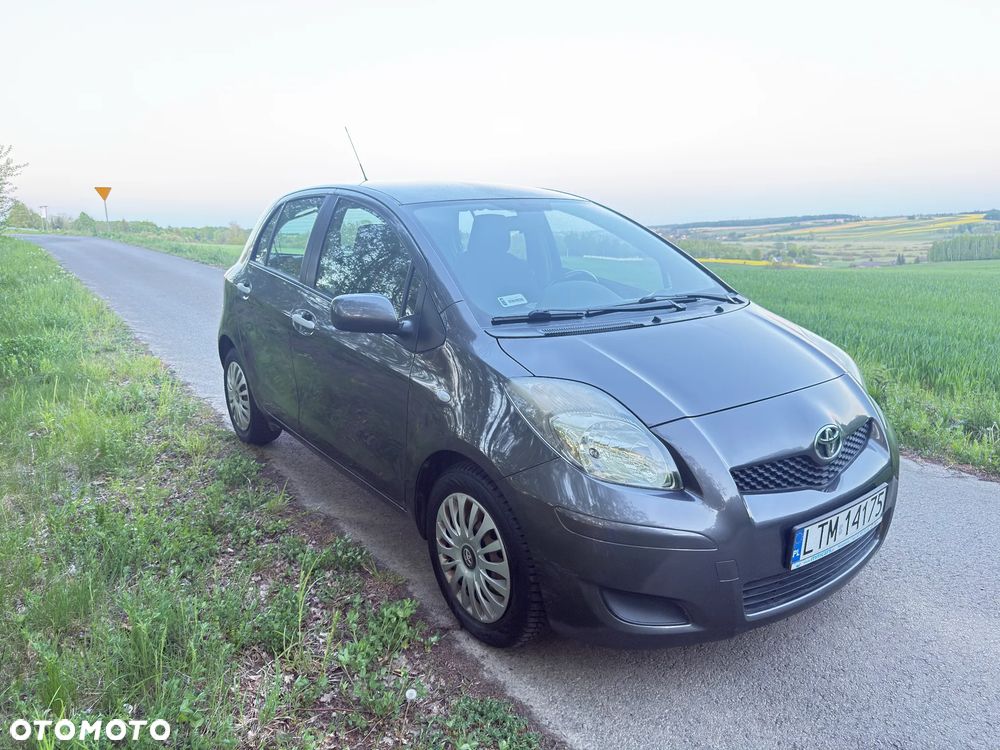 Toyota Yaris 1.33 2010 - 19