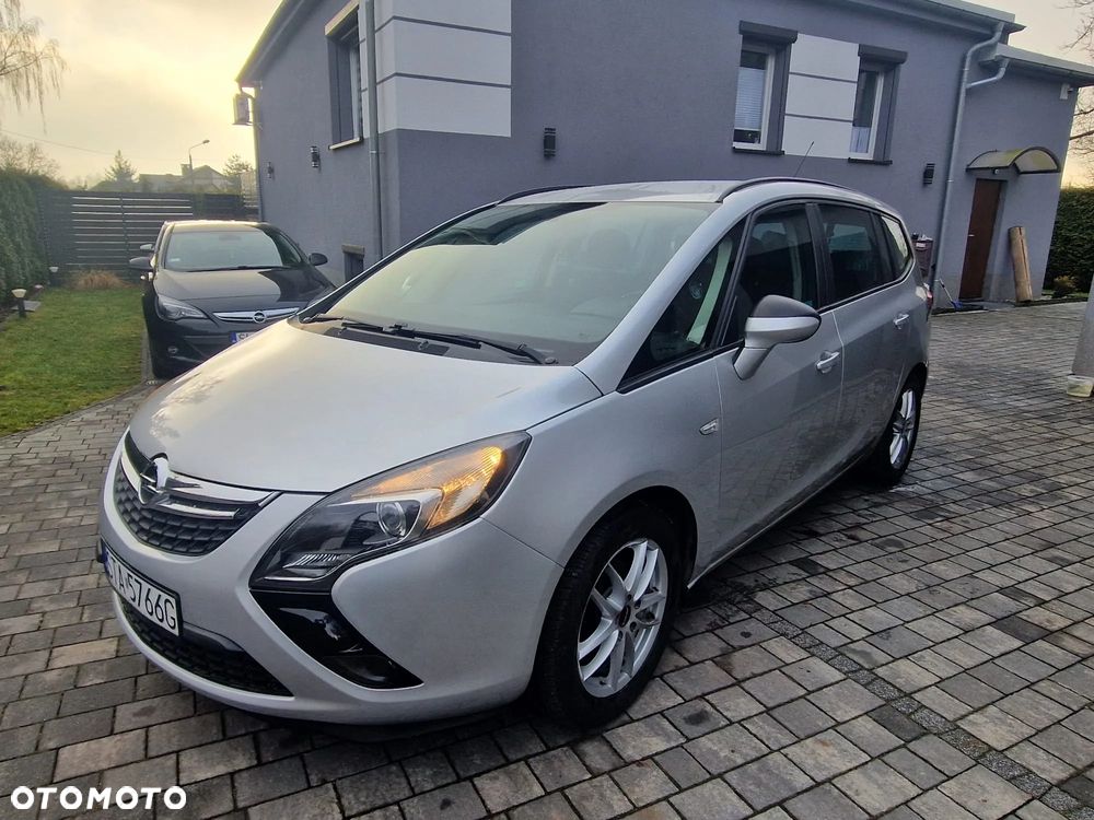 Opel Zafira - 2