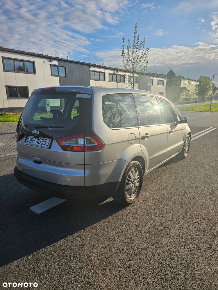 Ford Galaxy 2.0 Ghia - 5