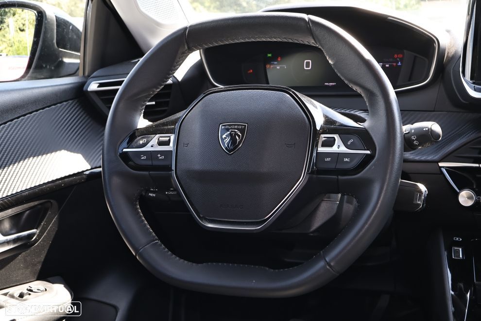 Peugeot 208 1.2 PureTech Allure - 8