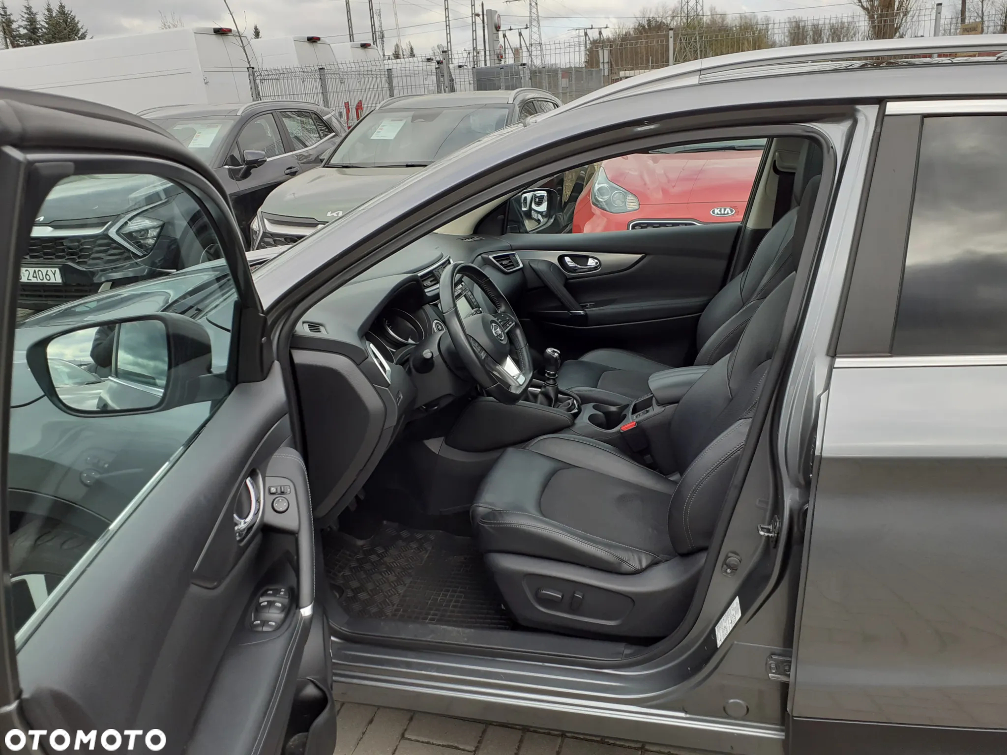 Nissan Qashqai 1.6 DIG-T Tekna - 17
