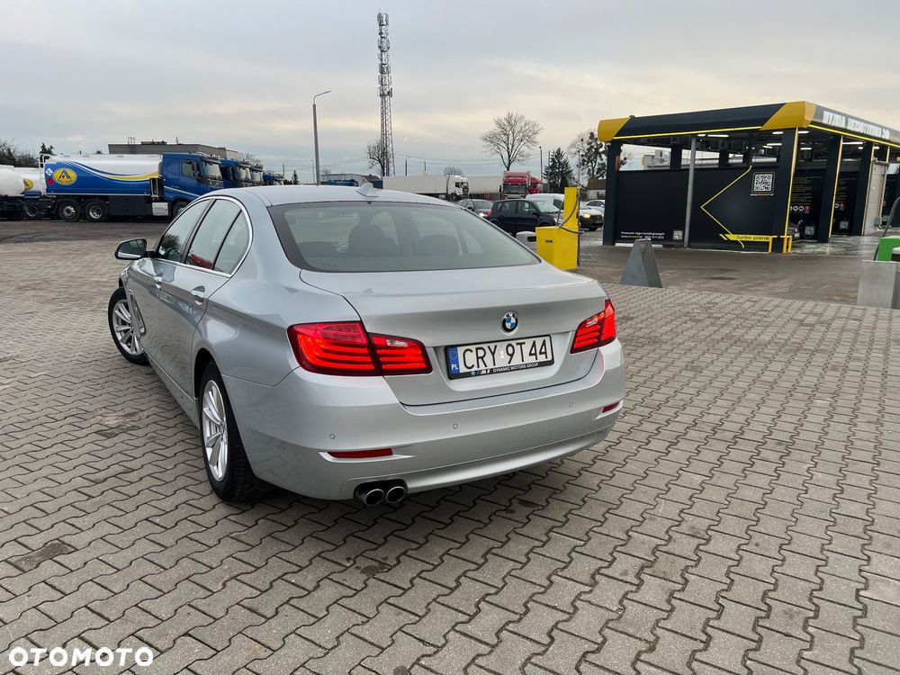 BMW Seria 5 520d - 10