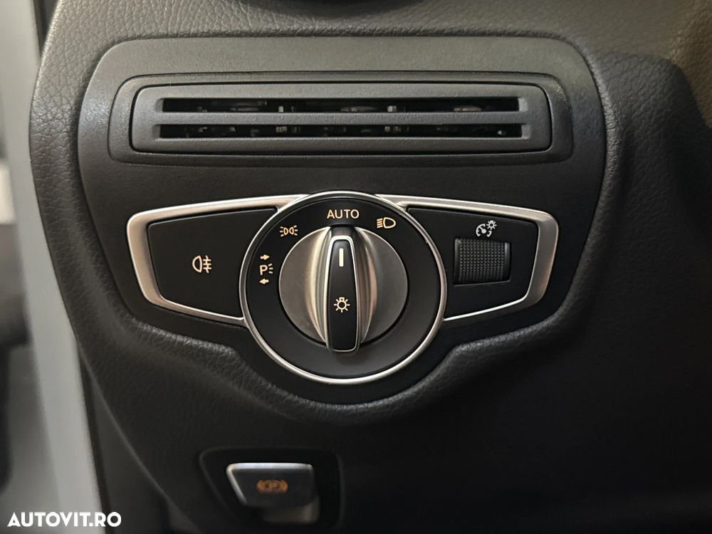 Mercedes-Benz GLC 300 e 4MATIC - 16
