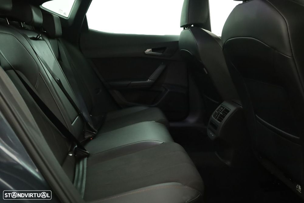 Cupra Formentor 1.5 e-Hybrid DSG - 22