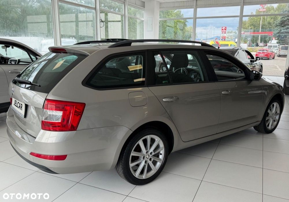Skoda Octavia 2.0 TDI Style - 8